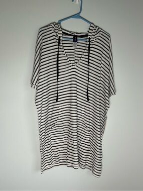 Swimsuits For All Striped Hooded Swim Cover Up